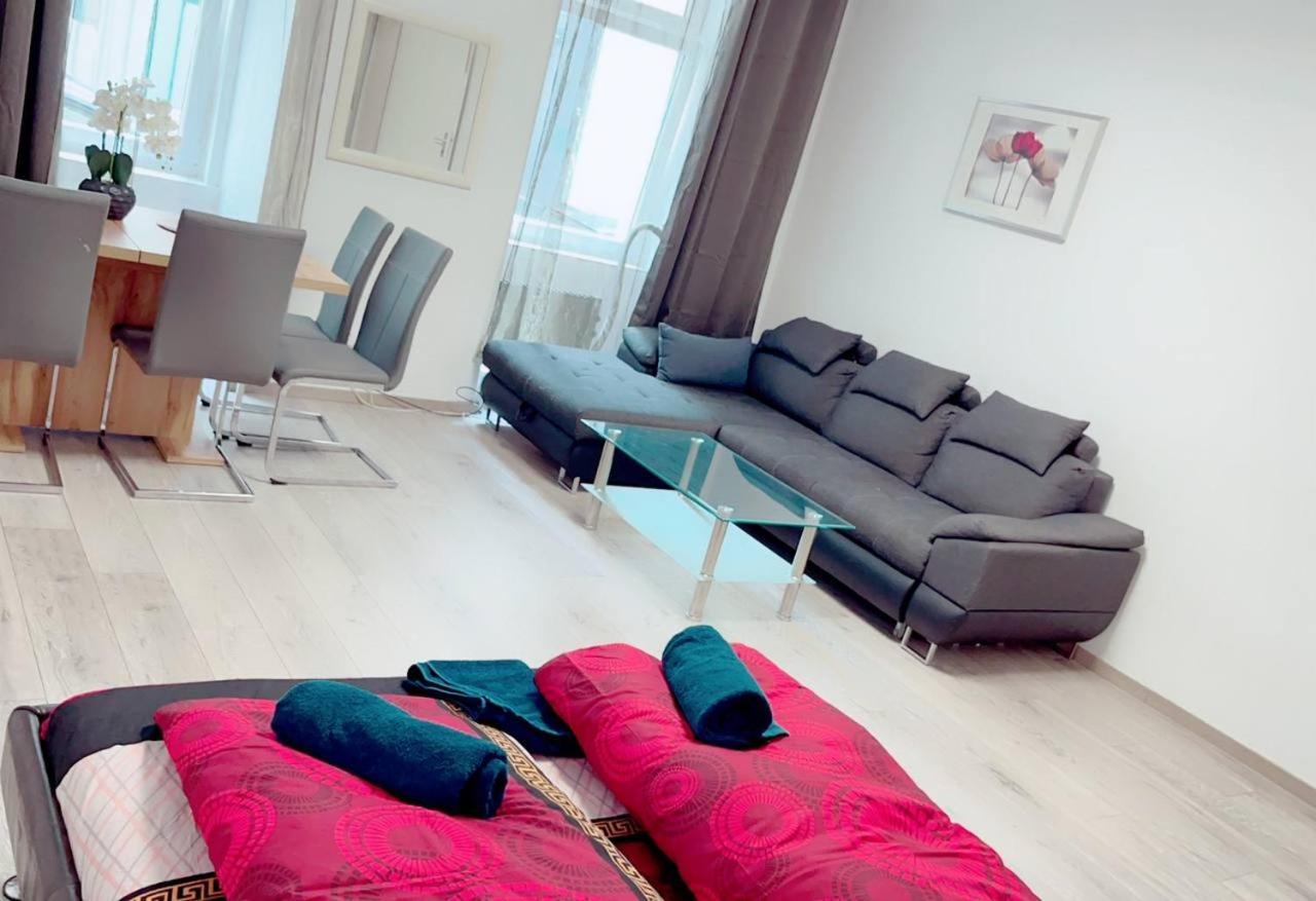 H Comfort Apartment 5P Af Wina Bagian luar foto